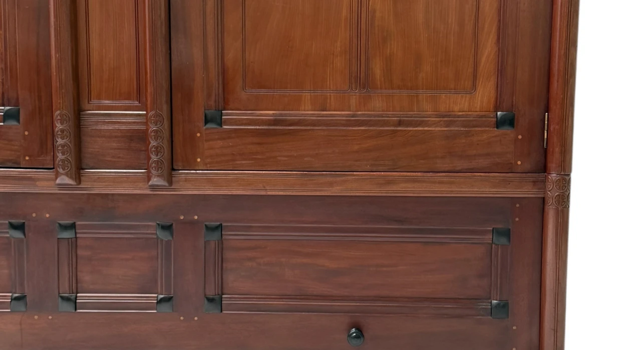 Arts & Crafts Armoire or Wardrobe by Jac. van den Bosch for 't Binnenhuis, 1910